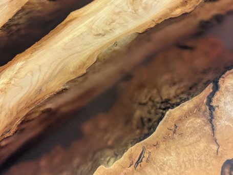 Memory 2/2 Sycamore and resin detail