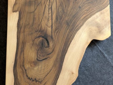Walnut and resin detail
