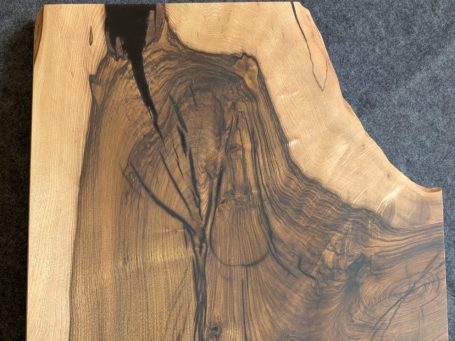 Walnut and resin detail