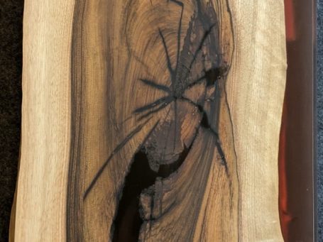 Drift 3/3 Walnut and resin detail