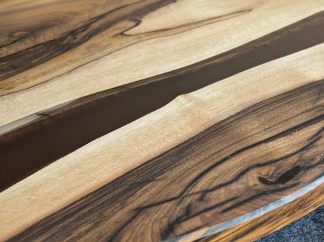 Shadow Walnut and resin detail