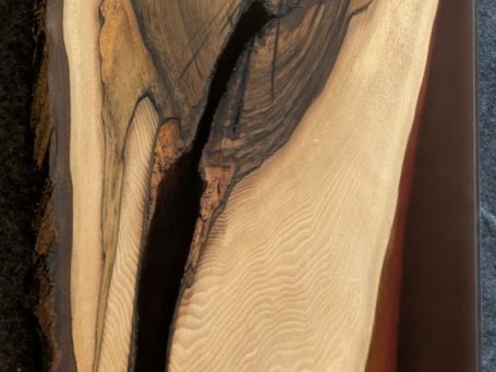 Drift 2/3 Walnut and resin detail
