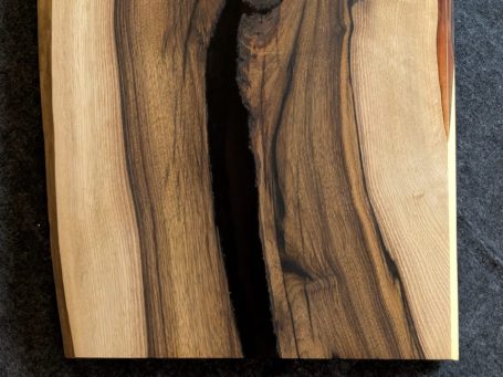 Drift 1/3 Walnut and resin detail
